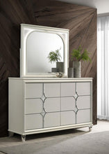 Load image into Gallery viewer, Olivia - 6-Drawer Dresser