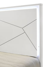 Load image into Gallery viewer, Ayla - Bed