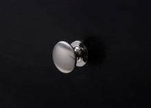 Load image into Gallery viewer, Emily - Bed