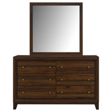 Load image into Gallery viewer, Welsley - 6-Drawer Dresser