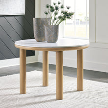 Load image into Gallery viewer, Sawdyn - Light Brown - Round Dining Room Table