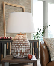 Load image into Gallery viewer, Darrich - Beige / White - Metal Table Lamp