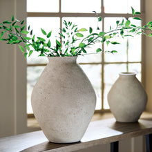 Load image into Gallery viewer, Hannela - Vase