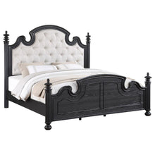 Load image into Gallery viewer, Celina - Wood Poster Bed