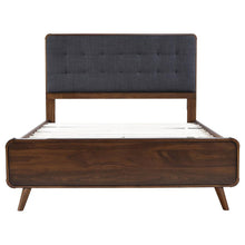 Load image into Gallery viewer, Robyn - Wood Panel Bed