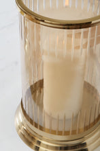 Load image into Gallery viewer, Aavinson - Candle Holder