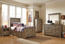Load image into Gallery viewer, Trinell - Panel Bed