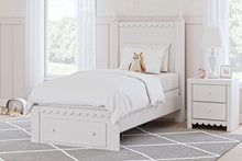 Load image into Gallery viewer, Mollviney - Panel Storage Bed