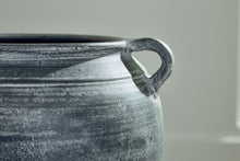 Load image into Gallery viewer, Meadie - 9&quot; Vase