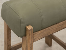 Load image into Gallery viewer, Balam - Stool