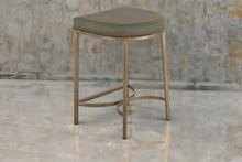 Load image into Gallery viewer, Mezquite - IUP Stool