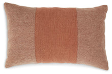 Load image into Gallery viewer, Dovinton - Pillow