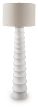 Load image into Gallery viewer, Veraleigh - Poly Lamp