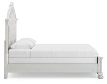 Load image into Gallery viewer, Montelaine - Upholstered Panel Bed
