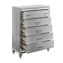 Load image into Gallery viewer, Valentino - Chest