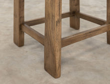 Load image into Gallery viewer, Balam - Stool
