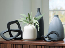 Load image into Gallery viewer, Leithick - Black / Tan / Gray - Accessory Set (Set of 5)