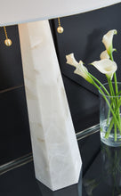 Load image into Gallery viewer, Laurellen - White - Alabaster Table Lamp