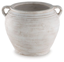 Load image into Gallery viewer, Meadie - 9&quot; Vase