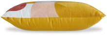 Load image into Gallery viewer, Varness - Pillow