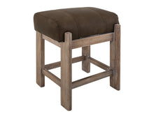 Load image into Gallery viewer, White Balam - Stool