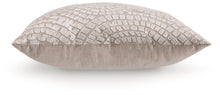 Load image into Gallery viewer, Cortlen - Pillow