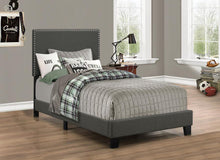 Load image into Gallery viewer, Boyd - Upholstered Panel Bed