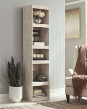 Load image into Gallery viewer, Willowton - Whitewash - Pier - 4 Shelves