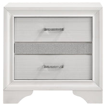 Load image into Gallery viewer, Miranda - Storage Bedroom Set