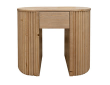 Load image into Gallery viewer, Giza - End Table - Hazelnut