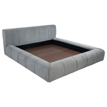 Load image into Gallery viewer, Wilshire - Upholstered Platform Bed