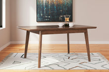 Load image into Gallery viewer, Lyncott - Butterfly Extension Table Set