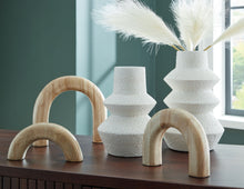 Load image into Gallery viewer, Maddwarth - White / Natural Brown - Accessory Set (Set of 5)