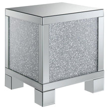 Load image into Gallery viewer, Gillian - Rectangular Mirrored Acrylic Side End Table - Silver