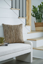 Load image into Gallery viewer, Jayner - Pillow