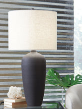 Load image into Gallery viewer, Ryenburg - Black - Metal Table Lamp