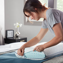 Load image into Gallery viewer, Weekender - Gel Memory Foam Pillow