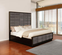 Load image into Gallery viewer, Durango - Wood Panel Bed