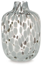 Load image into Gallery viewer, Keelton - Vase