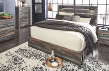 Load image into Gallery viewer, Drystan - Panel Bedroom Set