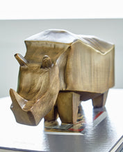 Load image into Gallery viewer, Gentwell - Antique Gold Finish - Sculpture