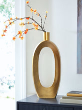 Load image into Gallery viewer, Lawtonville - Vase