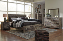 Load image into Gallery viewer, Derekson - Panel Bedroom Set