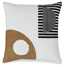 Load image into Gallery viewer, Longsum - Pillow
