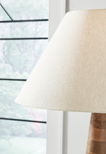 Load image into Gallery viewer, Danset - Wood Lamp
