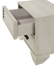 Load image into Gallery viewer, Sarter - Nightstand - White