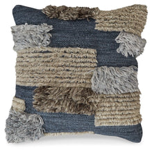 Load image into Gallery viewer, Gibbend - Pillow