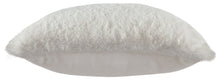 Load image into Gallery viewer, Gariland - Faux Fur Pillow