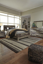 Load image into Gallery viewer, Derekson - Panel Bedroom Set