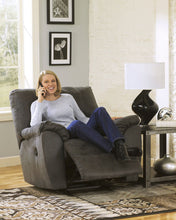 Load image into Gallery viewer, Tambo - Reclining Living Room Set